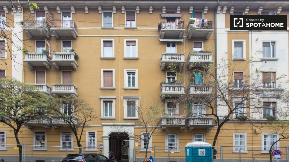 Double room Milan, 4 beds — photo 24