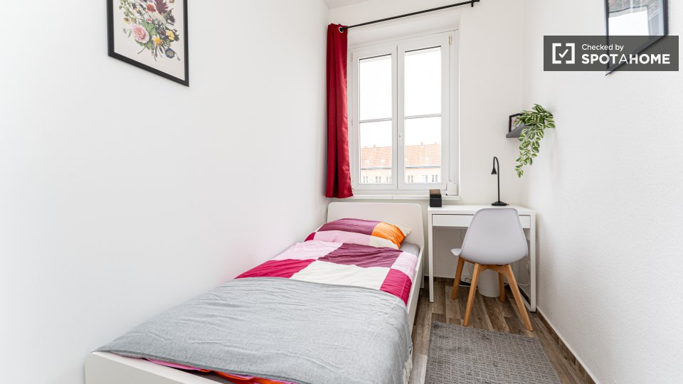 Double room Berlin, 5 beds, 69m² — photo 19