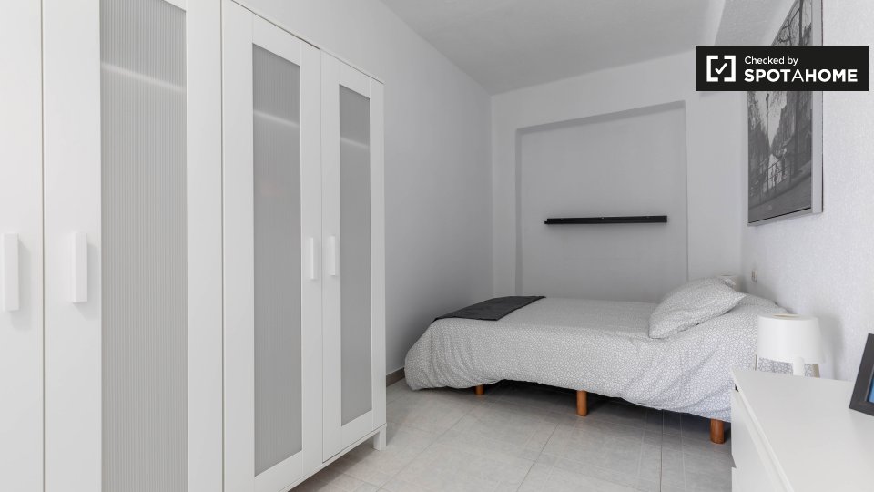 Habitación doble Valencia, 5 habitaciones — foto 4