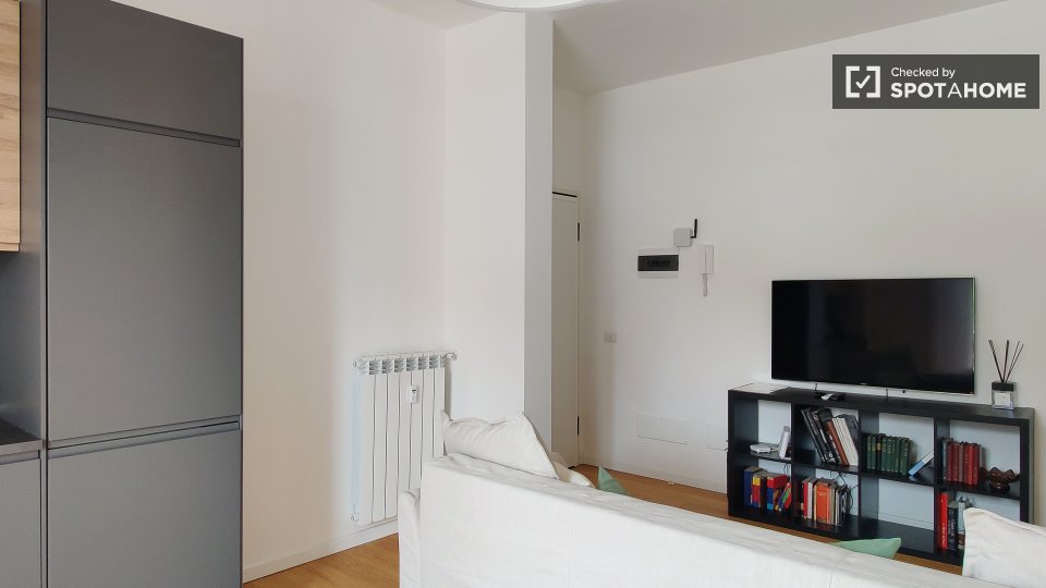 Apartment Milan, 2 beds, 75m² — photo 2