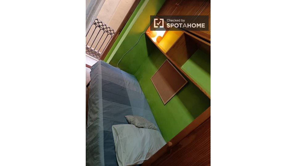 Double room Valencia, 3 beds — photo 34