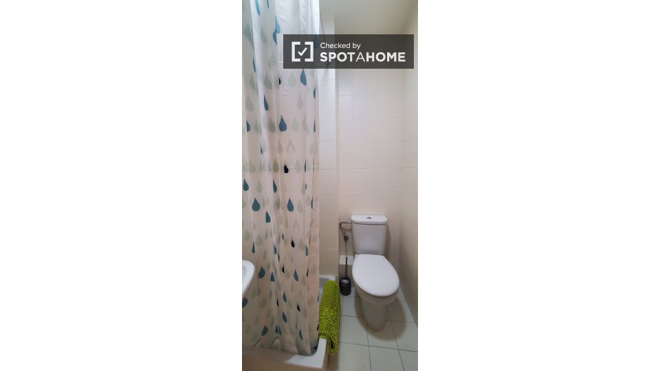 Double room Barcelona, 4 beds, 90m² — photo 15