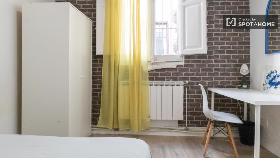 Double room Madrid, 5 beds, 100m² — photo 62