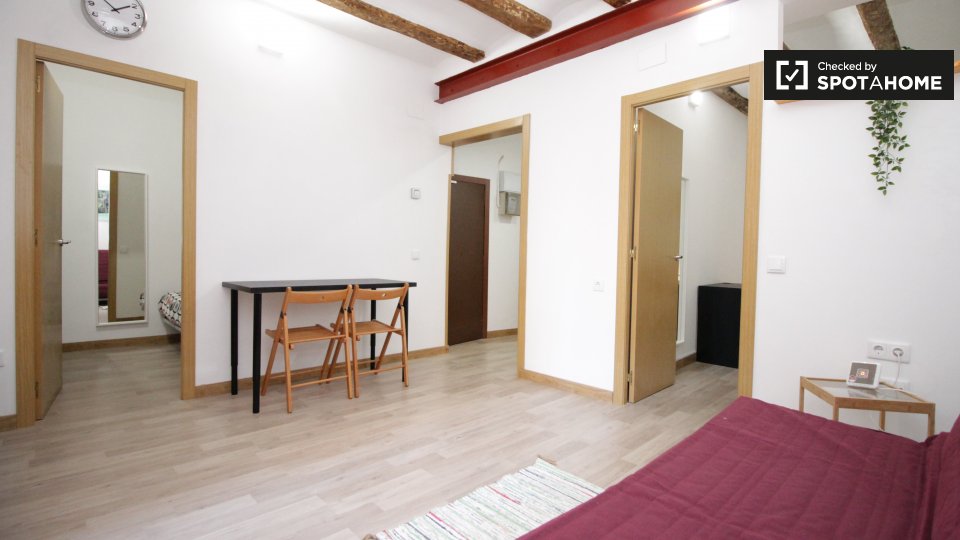 Double room Barcelona, 2 beds — photo 5
