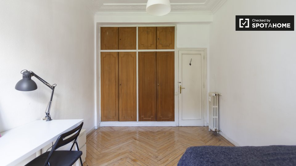 Double room Madrid, 9 beds — photo 3