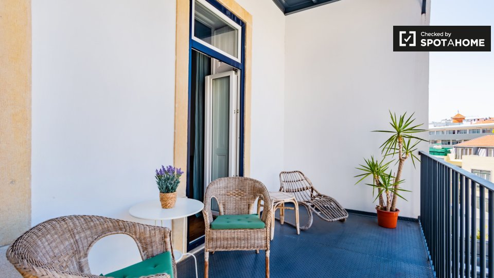 Apartment Lisbon, 3 beds — photo 15