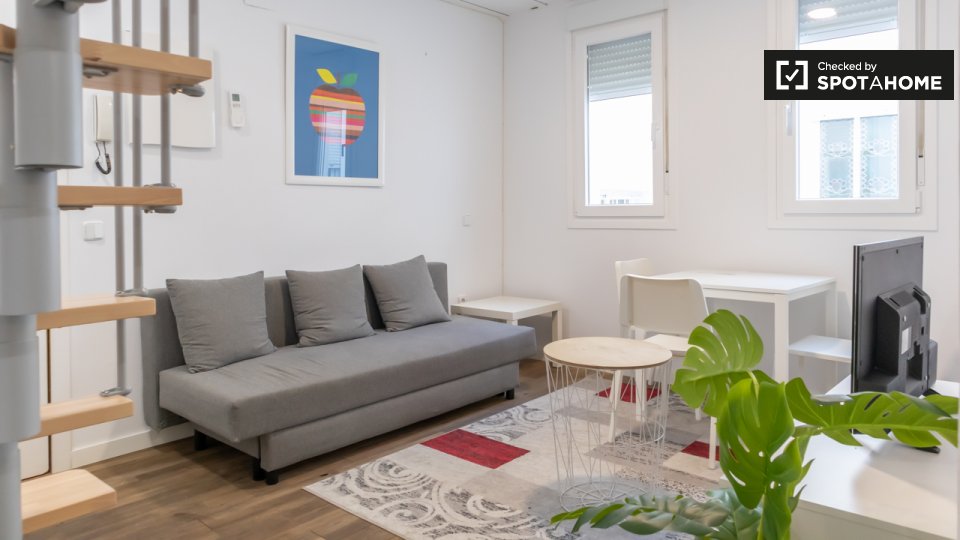 Apartment Madrid, 2 beds, 65m² — photo 1