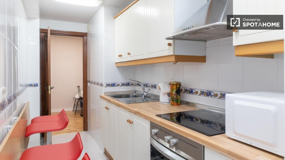 Double room Madrid, 4 beds — photo 1