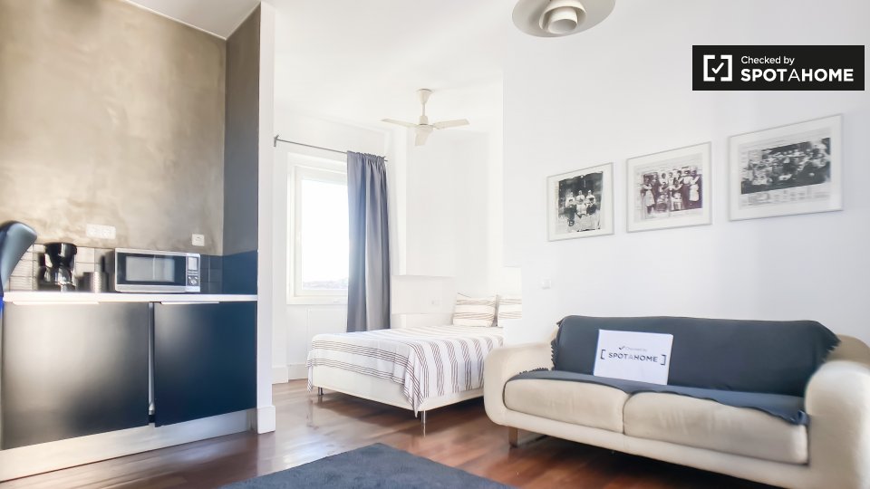 Apartment mono Lisbon, 40m² — photo 2
