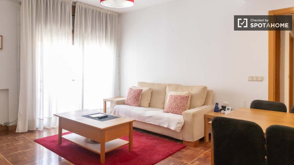 Apartment Madrid, 4 beds — photo 11
