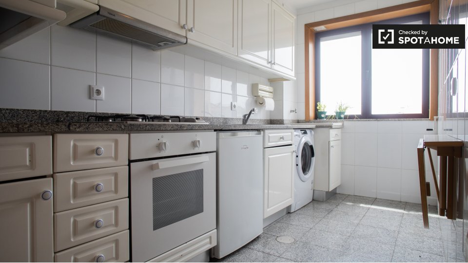 Apartment Porto, 1 bed, 60m² — photo 2