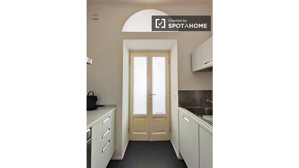 Apartment Milan, 1 bed — photo 15