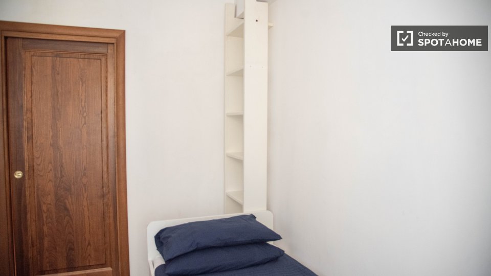 Apartment Rome, 2 beds, 48m² — photo 12