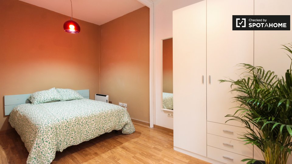 Apartment Barcelona, 2 beds — photo 1
