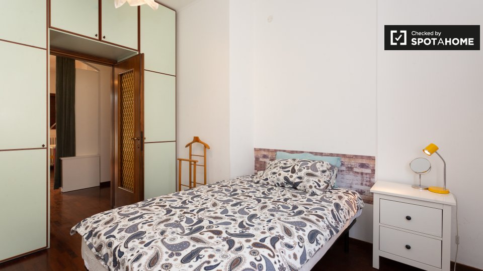 Double room Milan, 3 beds — photo 4