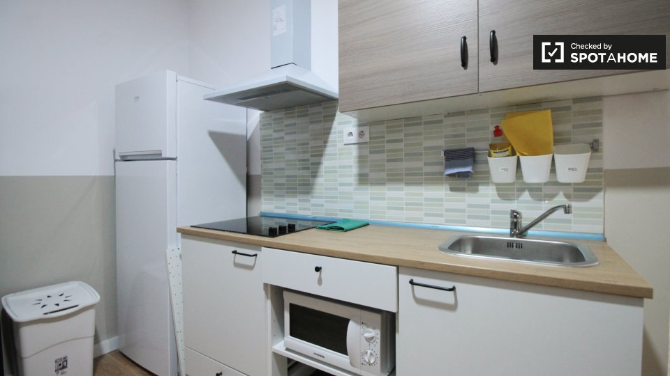 Double room Barcelona, 6 beds, 100m² — photo 17