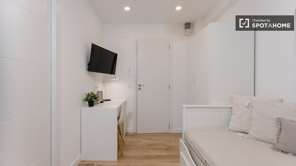 Apartment mono Valencia, 25m² — photo 18
