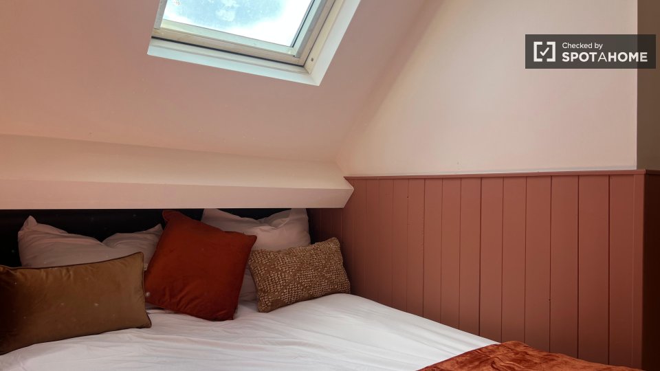 Double room Brussels, 7 beds — photo 18