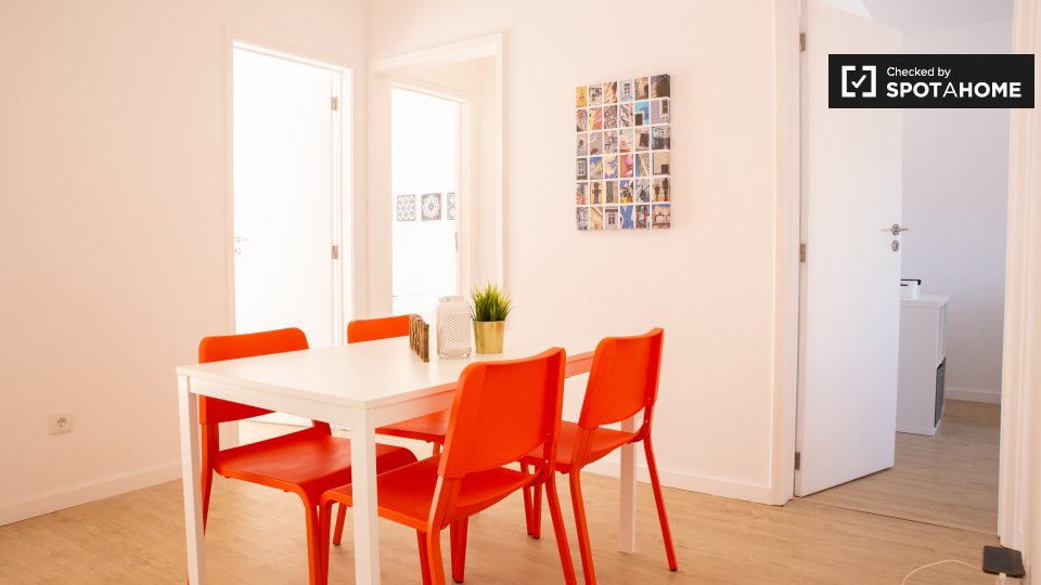 Apartment Lisbon, 5 beds, 100m² — photo 2