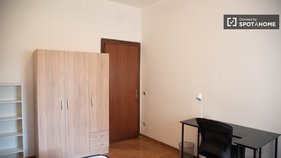 Double room Rome, 4 beds — photo 12