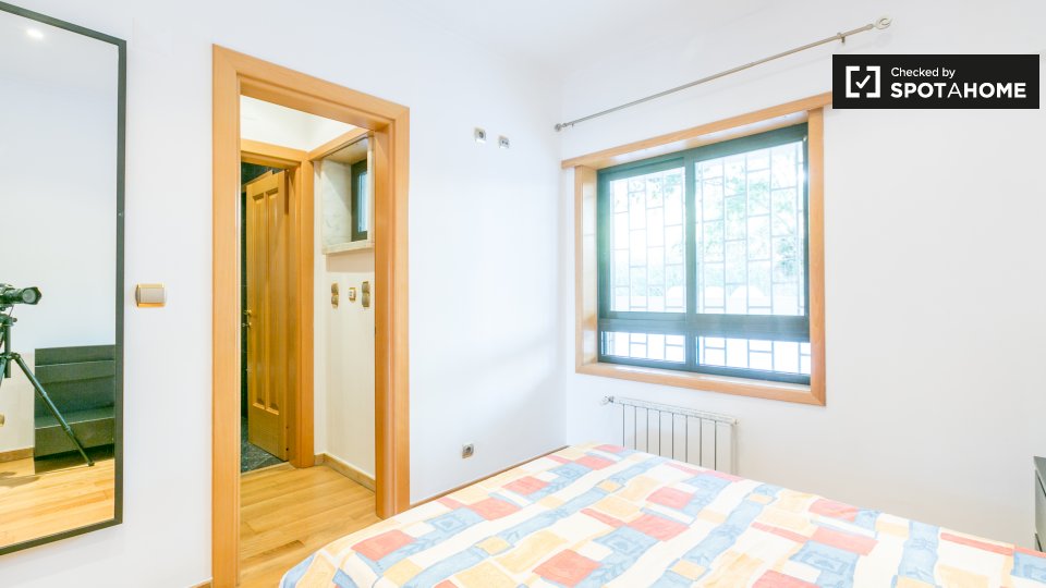 Apartment Lisbon, 1 bed, 90m² — photo 16
