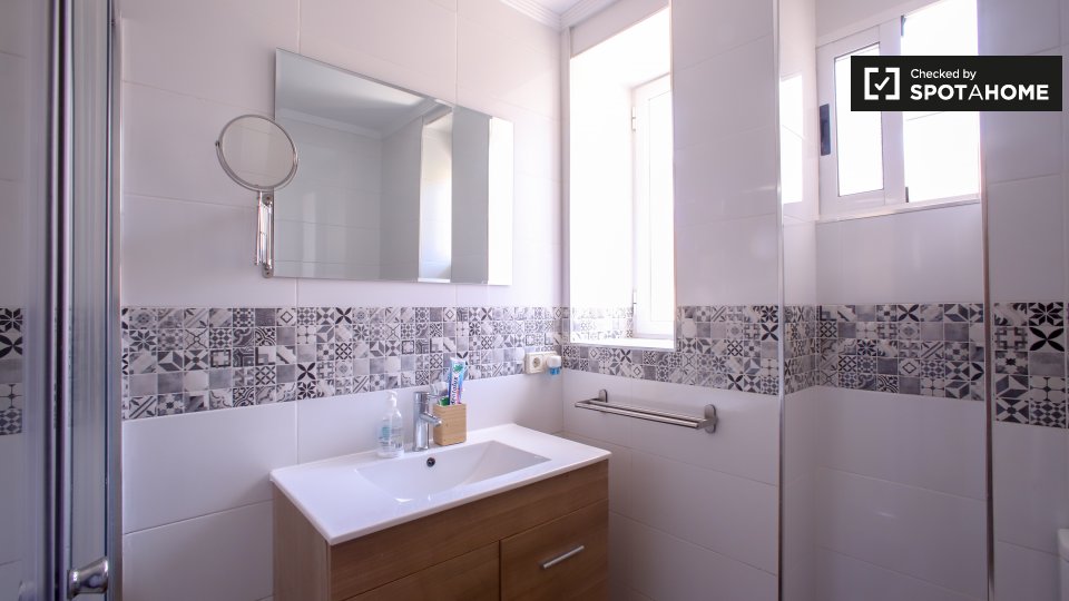 Double room Valencia, 4 beds, 100m² — photo 7
