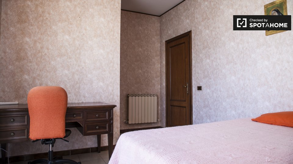 Double room Rome, 8 beds, 360m² — photo 2