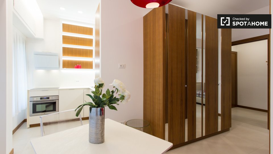 Apartment Milan, 1 bed, 50m² — photo 1