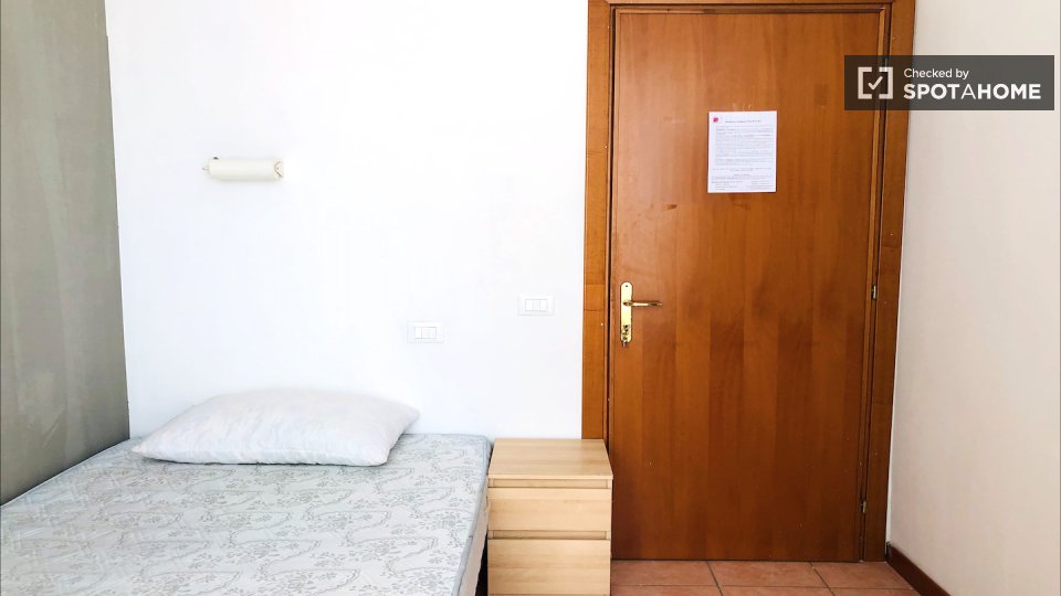 Double room Rome, 33 beds — photo 18