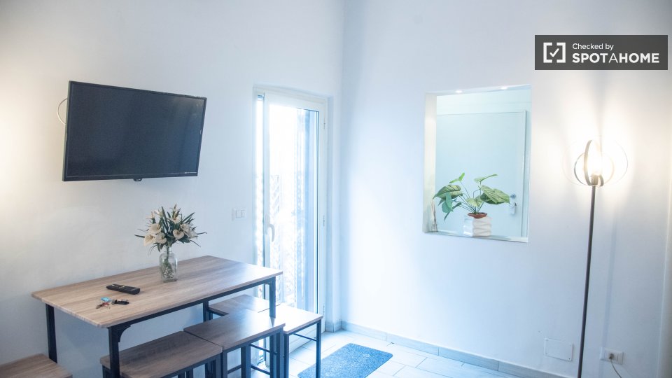 Apartment Rome, 4 beds, 60m² — photo 29