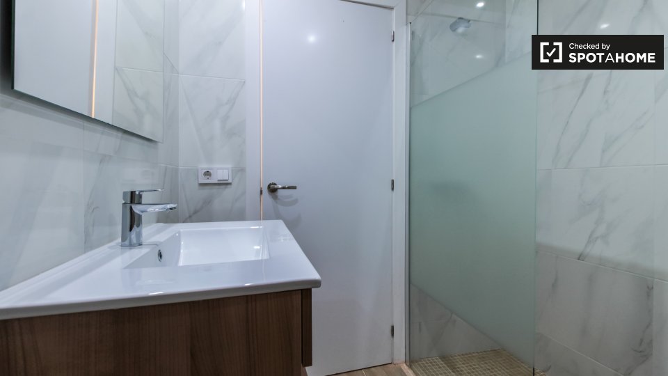 Apartment Barcelona, 1 bed, 60m² — photo 4