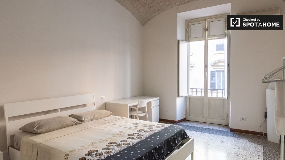 Double room Rome, 5 beds, 150m² — photo 1
