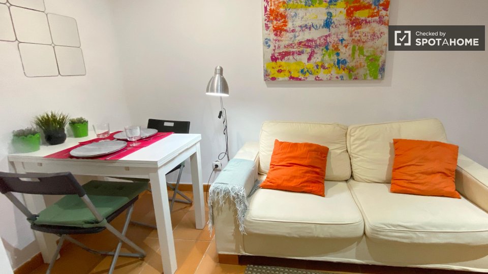 Apartment mono Lisbon — photo 25