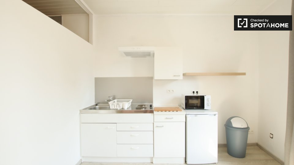 Apartment mono Brussels, 20m² — photo 8