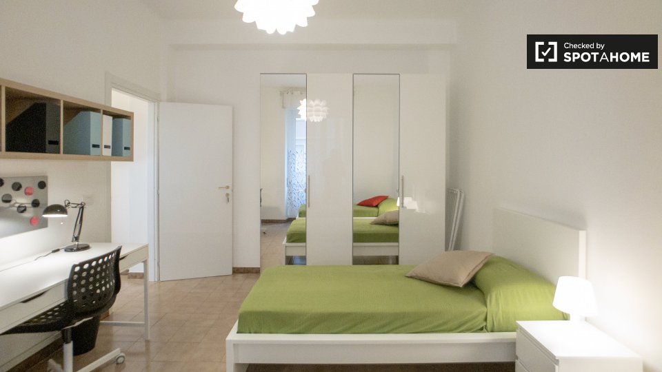 Double room Milan, 3 beds, 70m² — photo 1