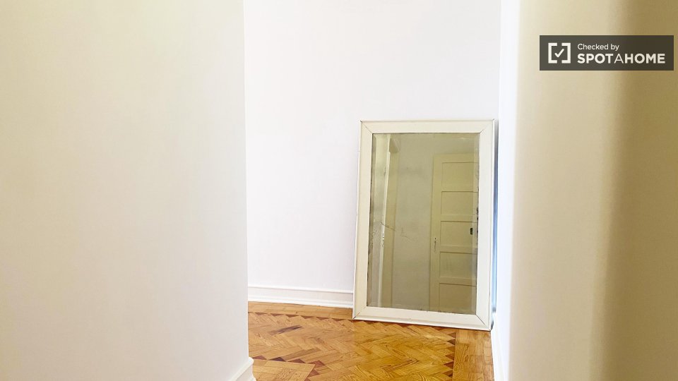 Apartment Lisbon, 1 bed — photo 6