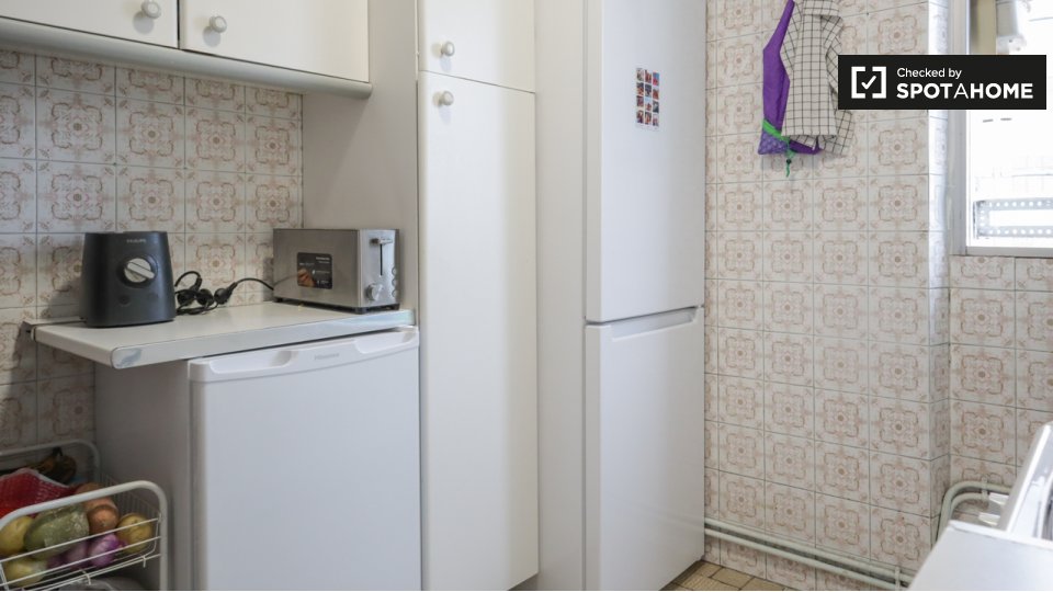 Double room Madrid, 4 beds — photo 14
