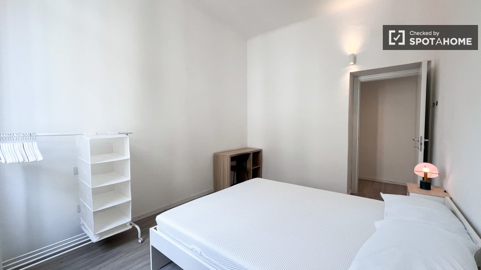 Double room Milan, 4 beds, 90m² — photo 44