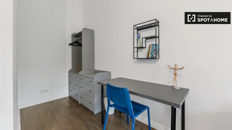 Double room Berlin, 9 beds, 227m² — photo 2