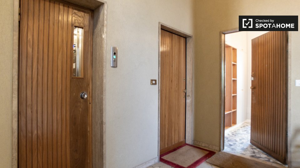 Apartment Milan, 1 bed, 60m² — photo 24