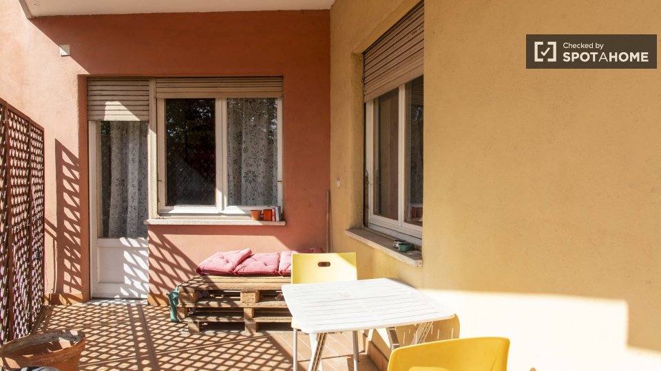 Double room Rome, 3 beds, 100m² — photo 4