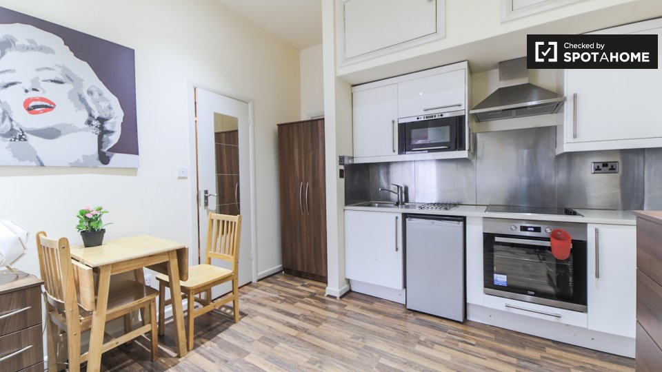 Apartment mono London — photo 10
