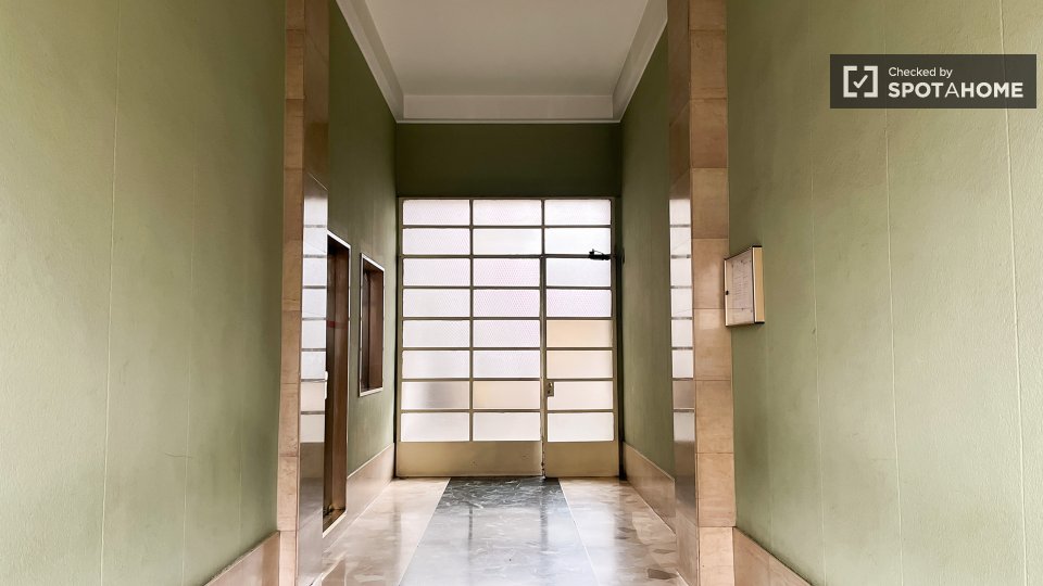 Double room Milan, 3 beds — photo 8