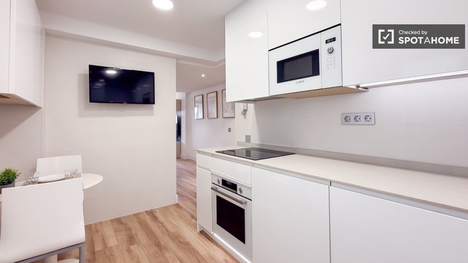 Apartment Madrid, 4 beds — photo 39