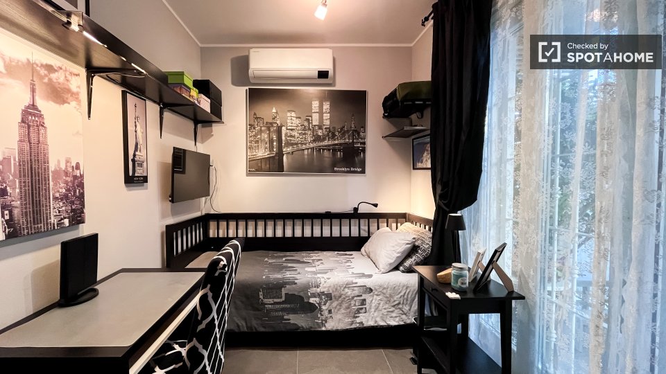 Double room Milan, 2 beds, 75m² — photo 40