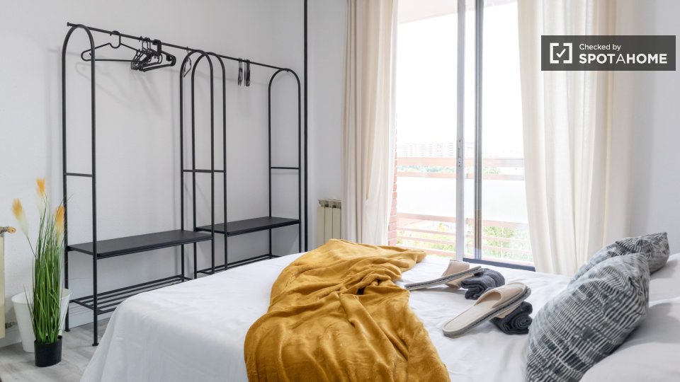 Double room Madrid, 5 beds — photo 18