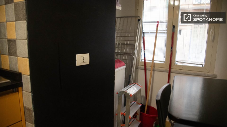 Apartment Rome, 1 bed — photo 28