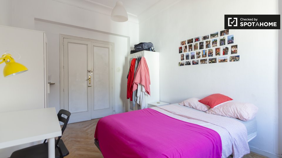 Double room Madrid, 9 beds — photo 3