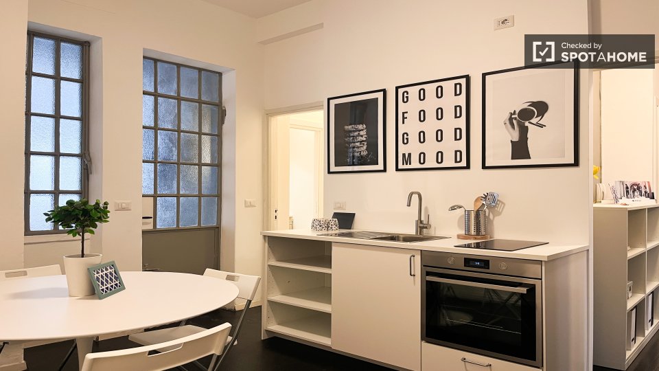 Double room Milan, 2 beds — photo 13