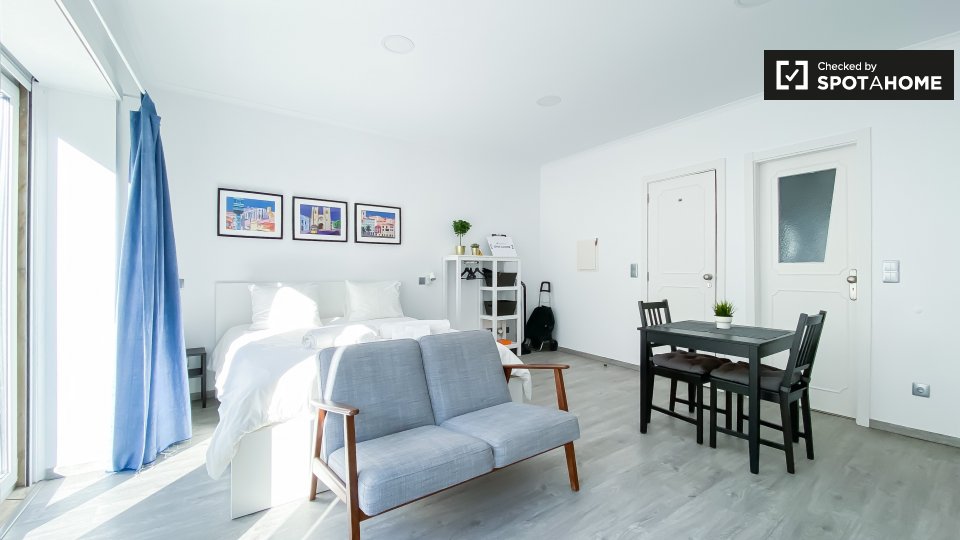 Apartment mono Lisbon, 25m² — photo 2